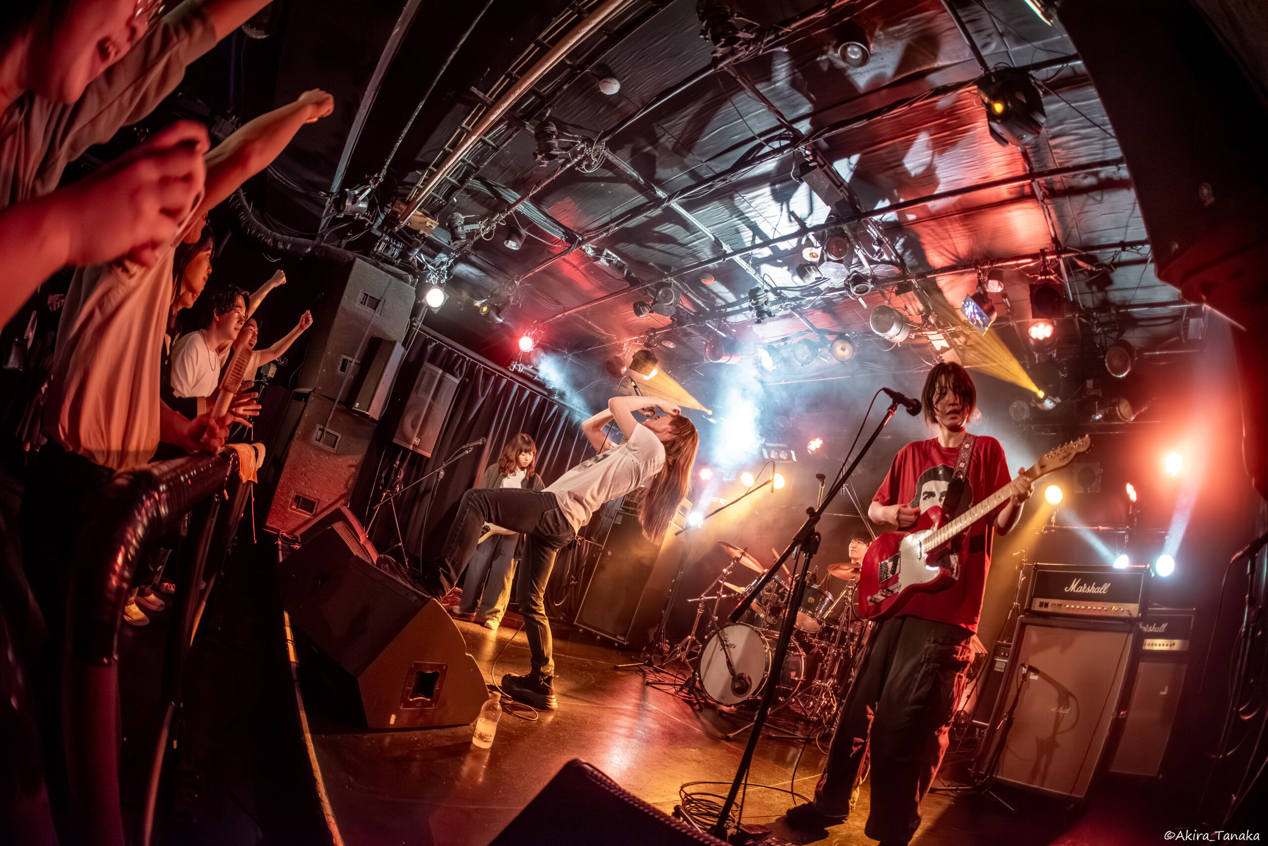 東京社会人音楽サークルのライブハウスでの演奏
